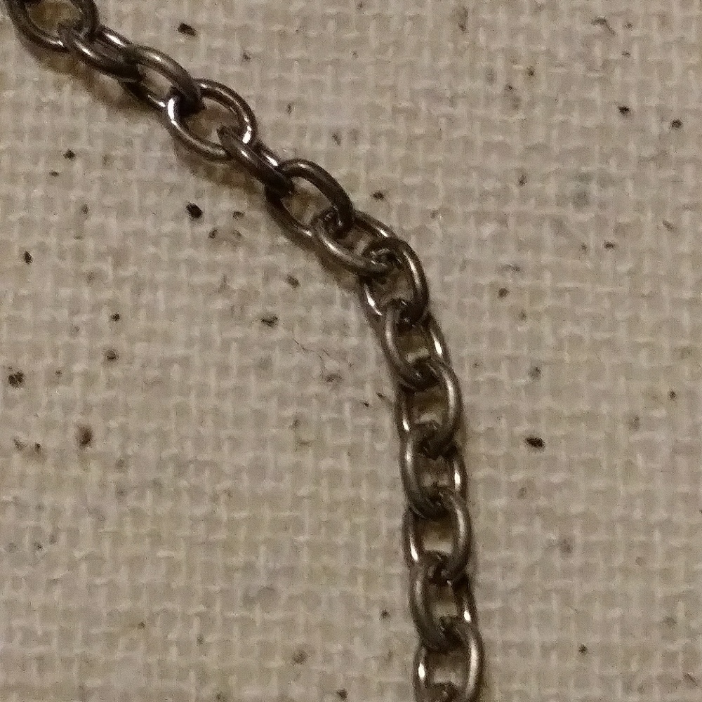 Heart Pendant Necklace Silver tone Diamond cut - Picture 3 of 6